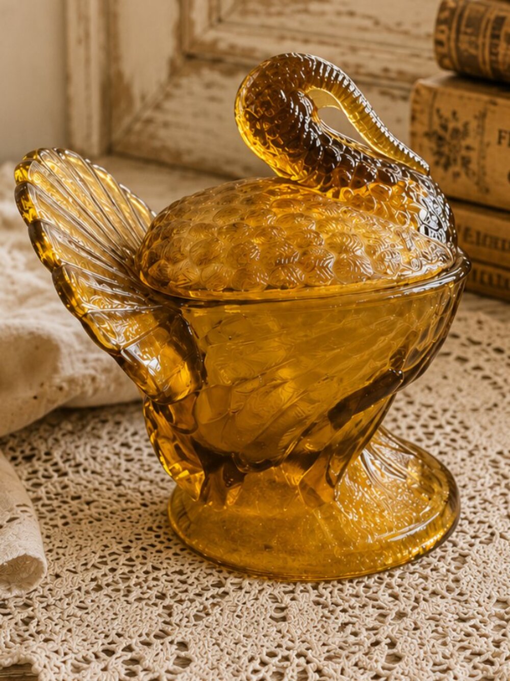 Vintage L. E. Smith Amber Glass Turkey Lidded Candy Dish